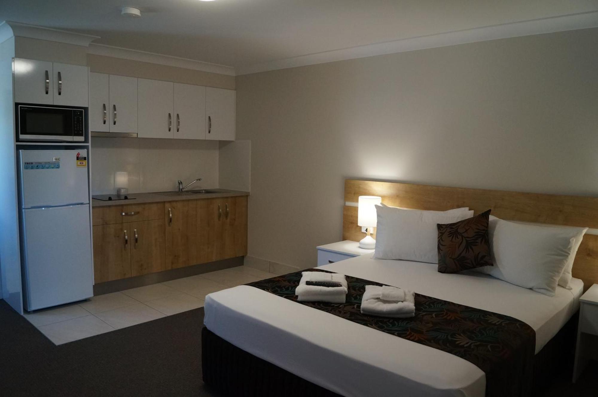 Castle Crest Motel Townsville Extérieur photo