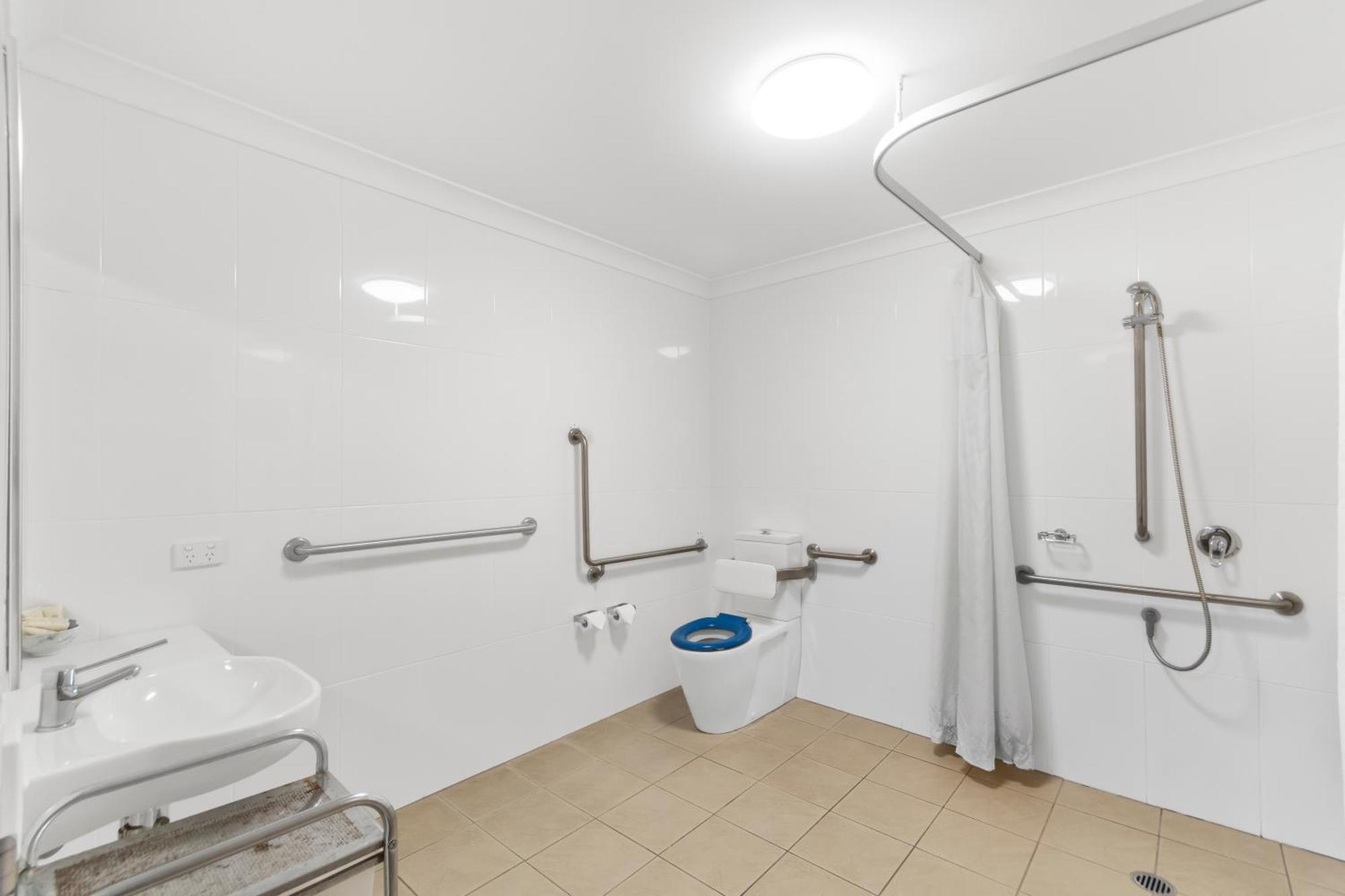 Castle Crest Motel Townsville Extérieur photo