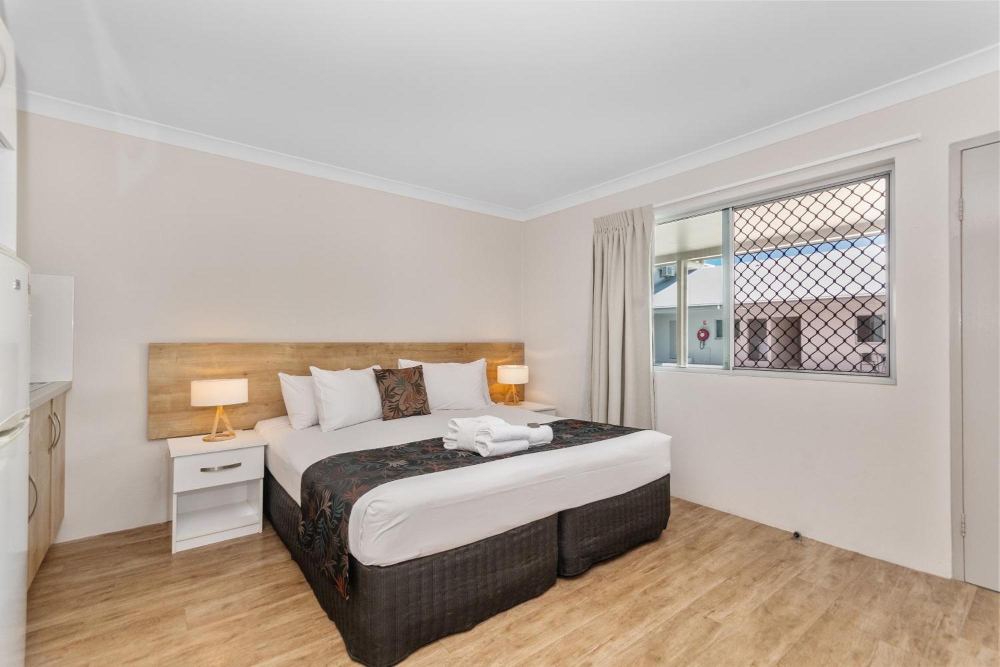 Castle Crest Motel Townsville Extérieur photo