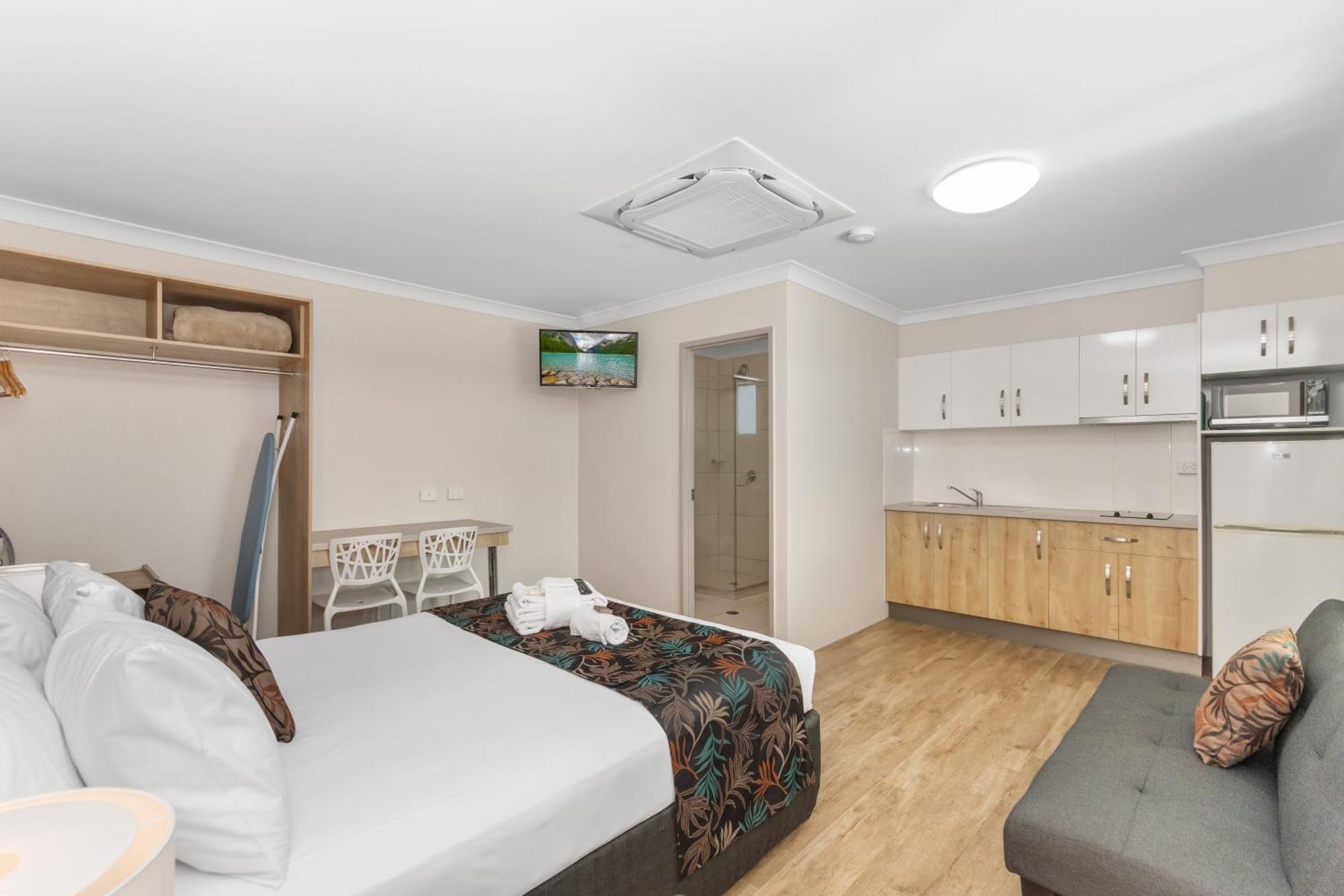 Castle Crest Motel Townsville Extérieur photo